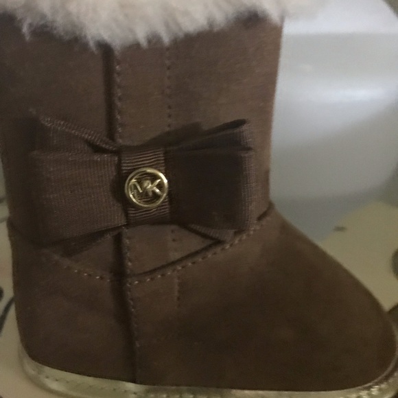 Boot - Picture 2 of 3